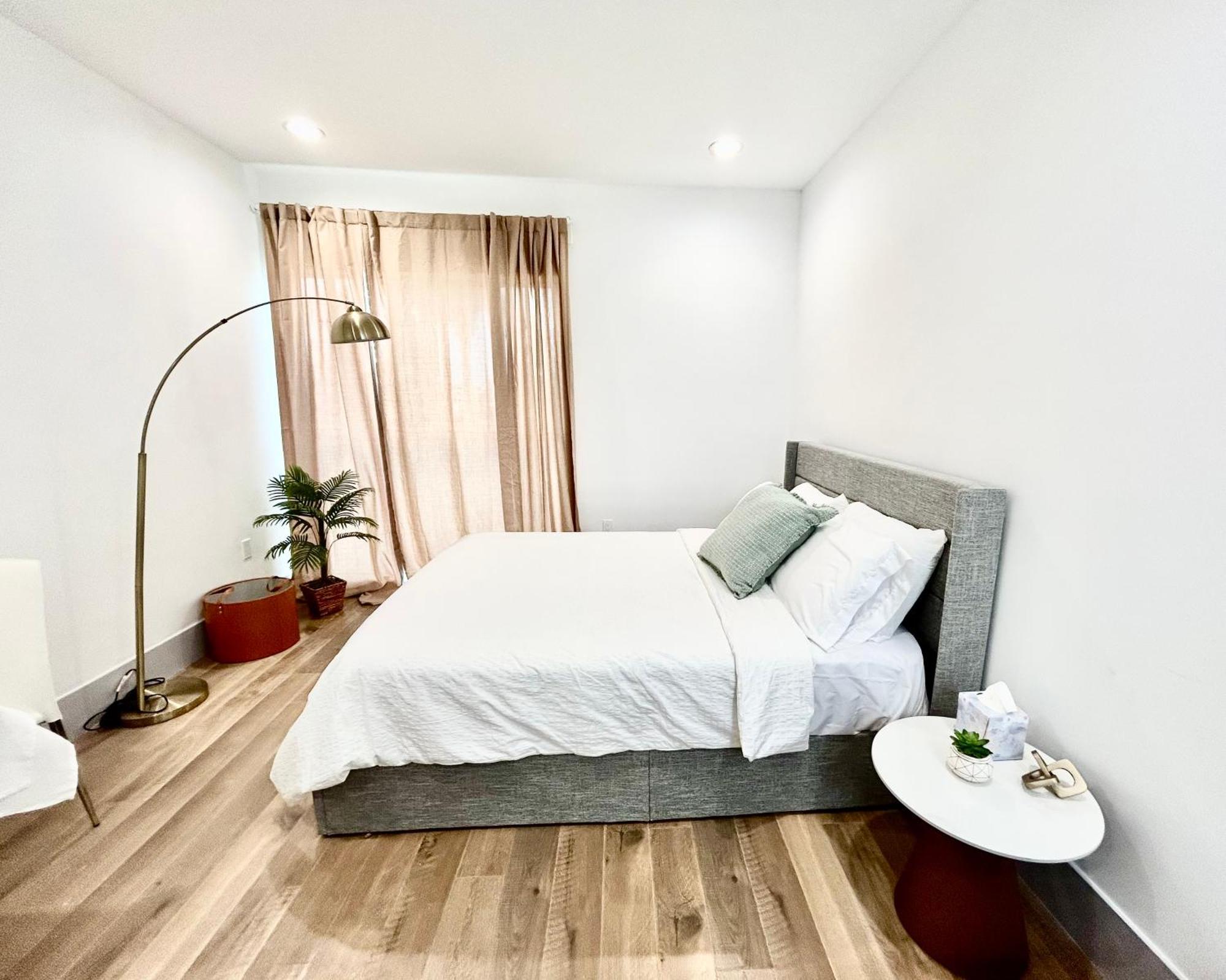 New Lux Skyline Loft In La Los Angeles